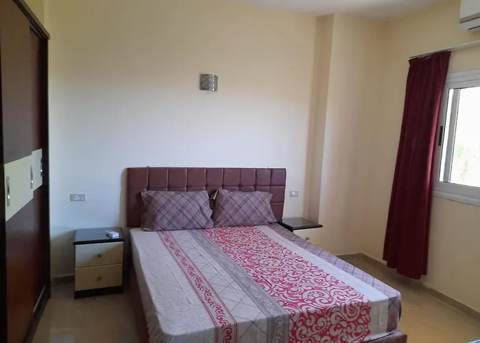 Yehia Apartmanhotel 3*