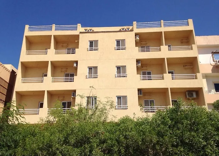Yehia Apartmanhotel 3*